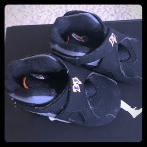 Infant Air Jordan Retro 8~~ EUC ~ Size 2C